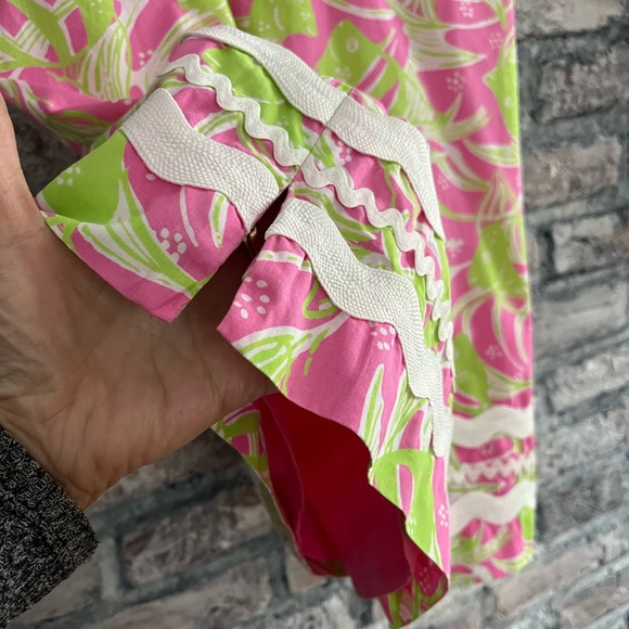 Lilly Pulitzer fully lined shift dress with gorgeous trim and full back zipper - Picture 4 of 9